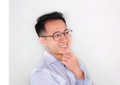 鄭翰儒國際事務處主任分機301
